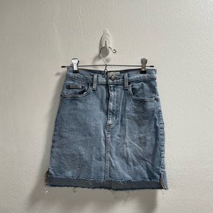 Aritzia Wilfred denim skirt